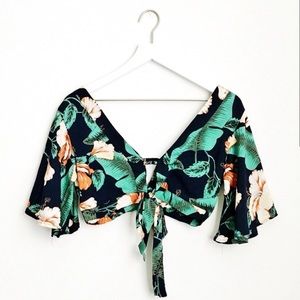 3 for $15🌿Floral Crop Top